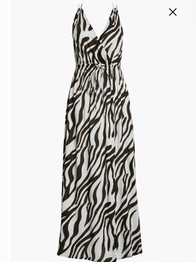 Elan NWT Women’s Black and White Zebra Print Maxi Dress